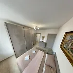 Apartamento Rosso Mxp E Maggiore Aeroporto A 7 Min Somma Lombardo