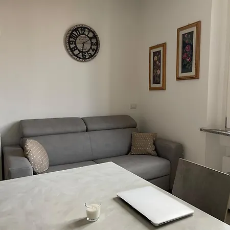 Apartamento Rosso Mxp E Maggiore Aeroporto A 7 Min *