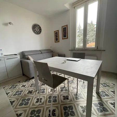 Apartamento Rosso Mxp E Maggiore Aeroporto A 7 Min Somma Lombardo